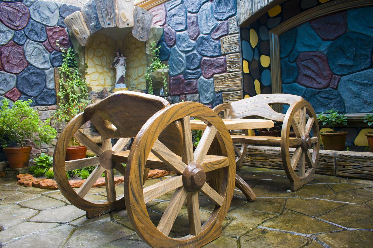 Royal Mansion Hotel Tabaco Exterior foto